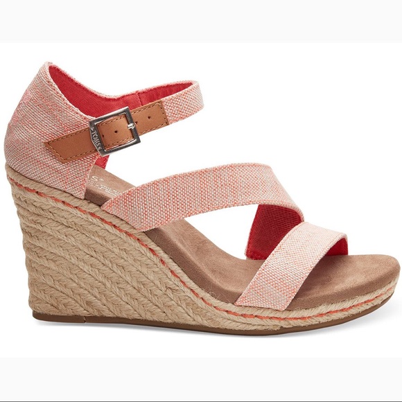 NWOT Toms Clarissa wedges - Picture 2 of 9